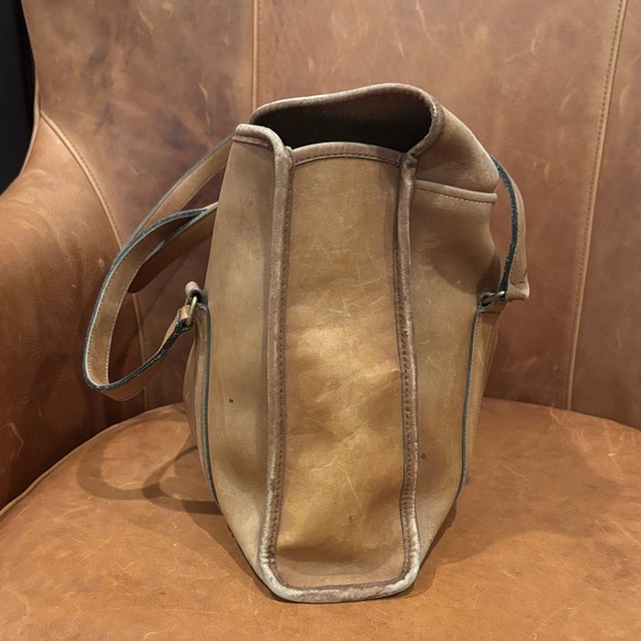 1970/1980s British tan vintage coach envelope tote - Picture 3 of 7